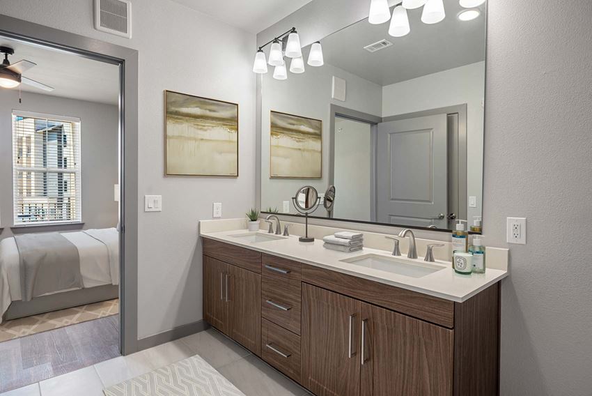 Presidium Berkshire Apartments, 9632 Berkshire Lake Blvd, Fort Worth